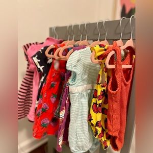 Bundle of baby girl clothes, ages 12-18 months.